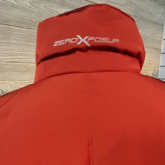 Ski Jacket 💨 ZeroXPosur - Picture 4 of 8